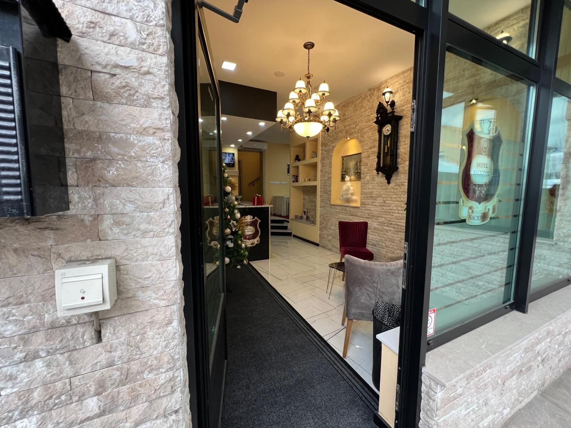 Hotel Nacional Free Parking Sarajevo Ngoại thất bức ảnh