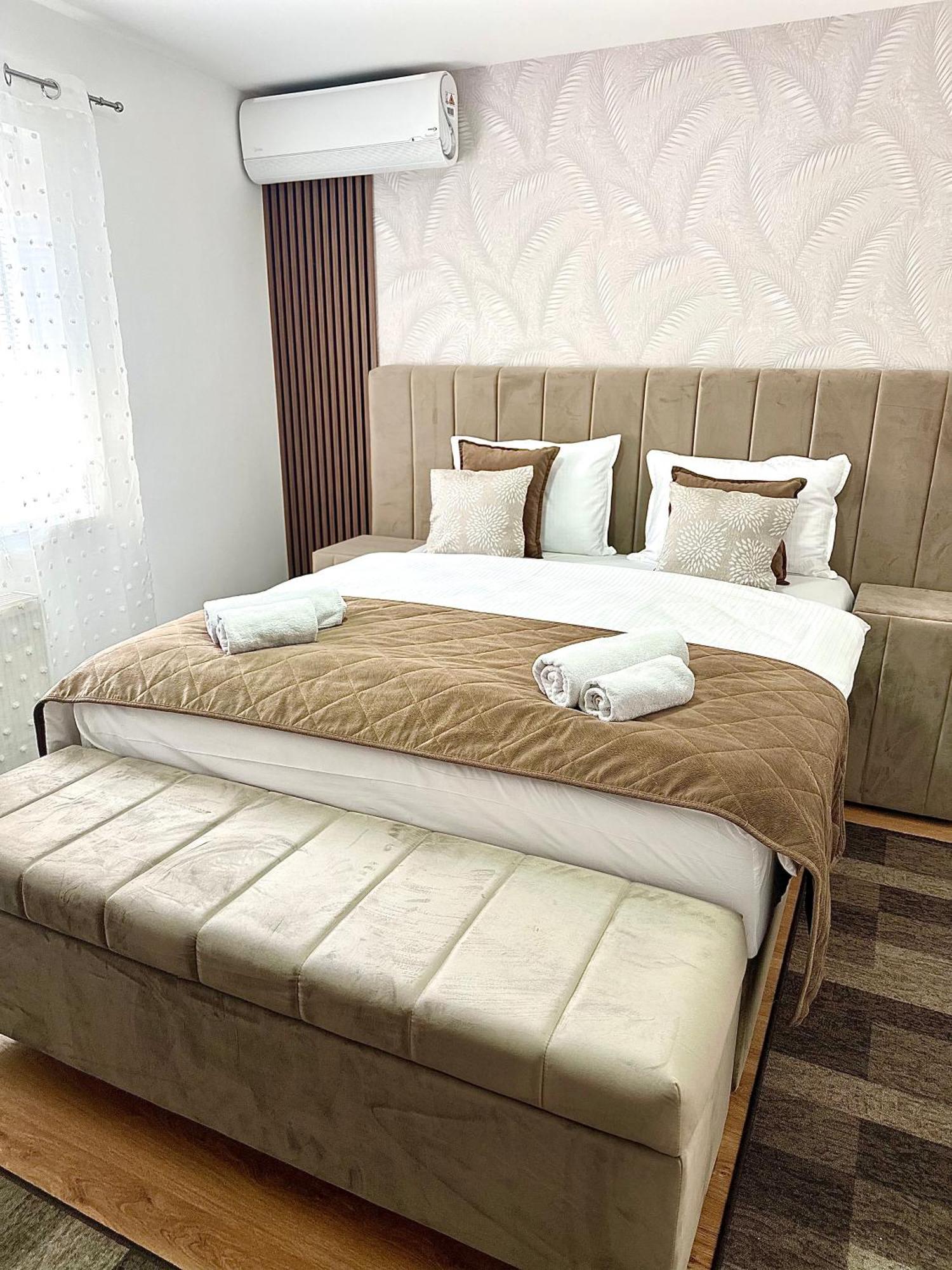 Hotel Nacional Free Parking Sarajevo Ngoại thất bức ảnh